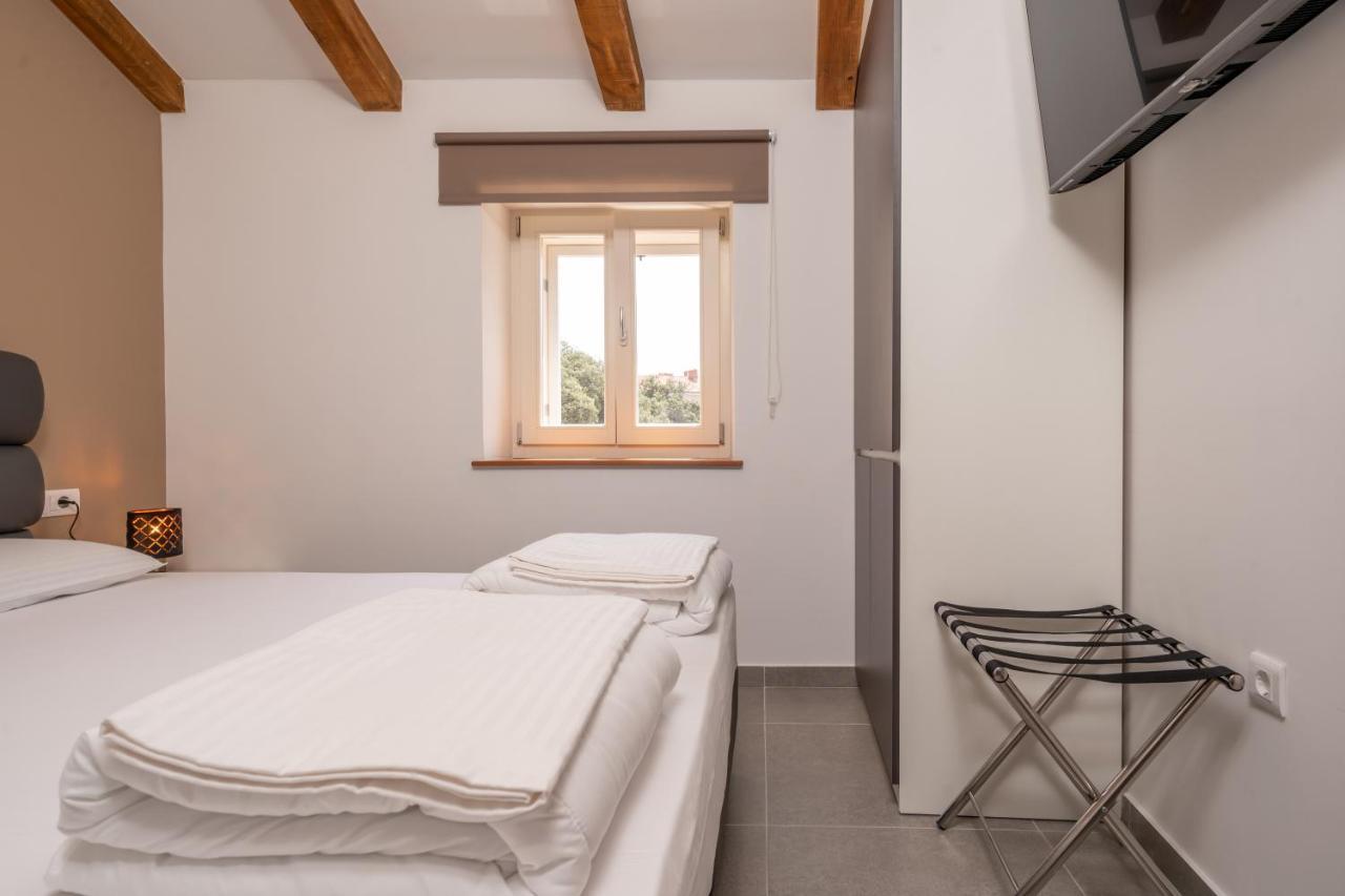 Aaa Apartments & Rooms With Free Parking PUY 외부 사진